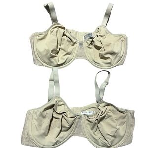 Lot of 2 Wacoal Women's Cream Bras Size 40D adjustable mesh sides underwire
